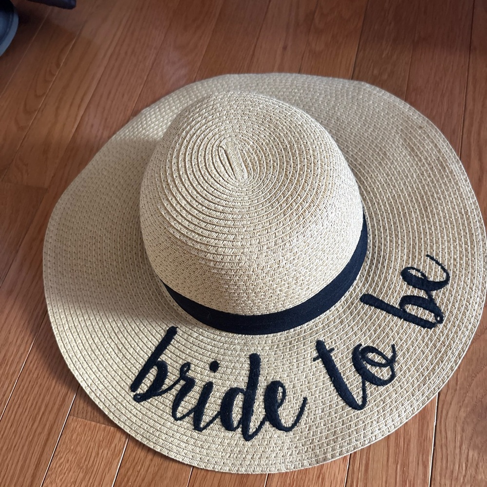 Bride to Be Wide Brim Straw Sun Hat with Black Band
